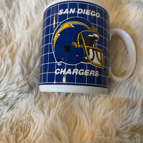 Vintage Papel Chargers NFL Football Coffee 16oz Ceramic Mug Blue White Official. - Picture 1 of 4